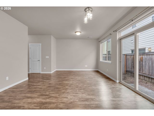 1322 Ne 82ND Dr, Vancouver, WA 98665