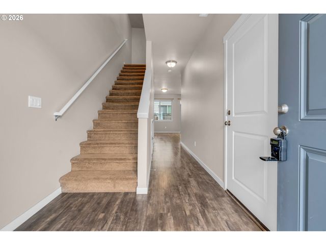 1322 Ne 82ND Dr, Vancouver, WA 98665
