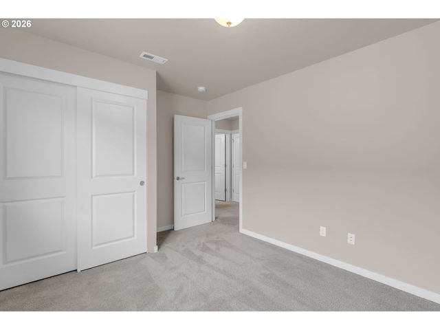 1322 Ne 82ND Dr, Vancouver, WA 98665