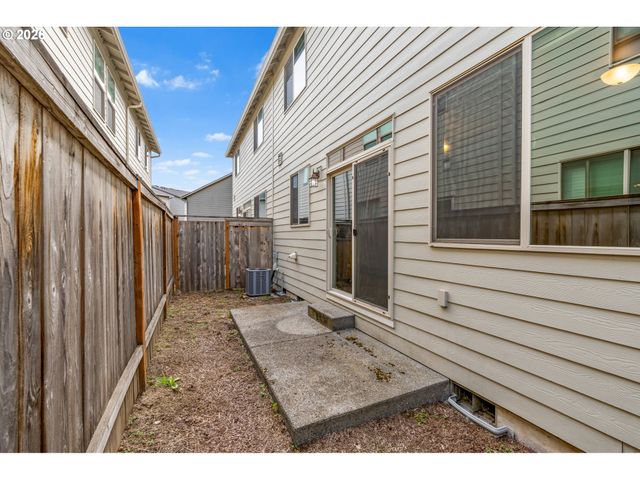 1322 Ne 82ND Dr, Vancouver, WA 98665