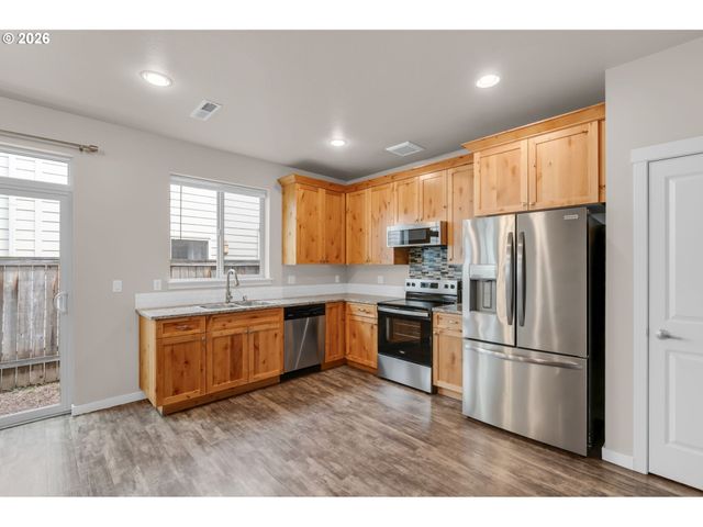 1322 Ne 82ND Dr, Vancouver, WA 98665