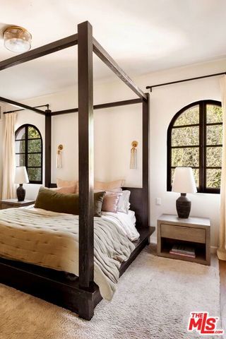 6677 Maryland Drive, Los Angeles, CA 90048