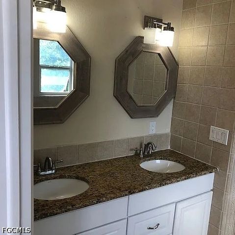 2200 Broadpoint DR, Punta Gorda, FL 33983