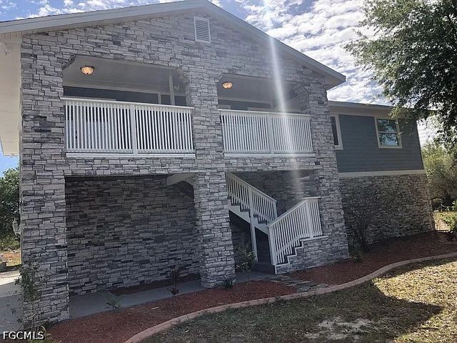 2200 Broadpoint DR, Punta Gorda, FL 33983