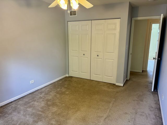624 Vista Drive, Oswego, IL 60543