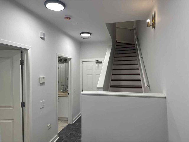 1153 N Cambridge Avenue, Chicago, IL 60610