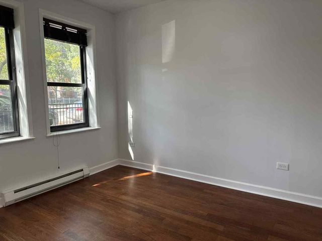 1153 N Cambridge Avenue, Chicago, IL 60610