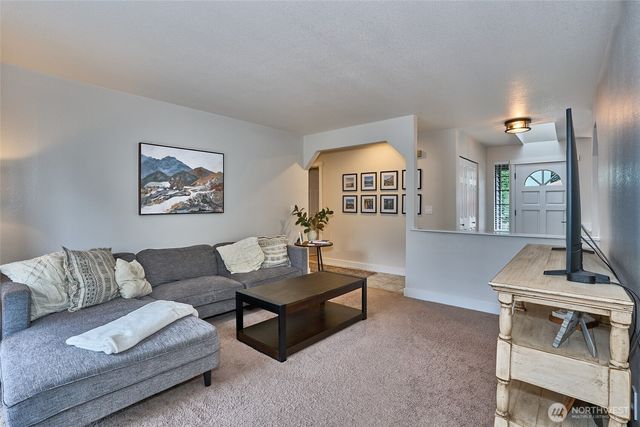 26336 220th Pl SE, Maple Valley, WA 98038