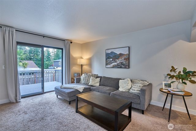26336 220th Pl SE, Maple Valley, WA 98038
