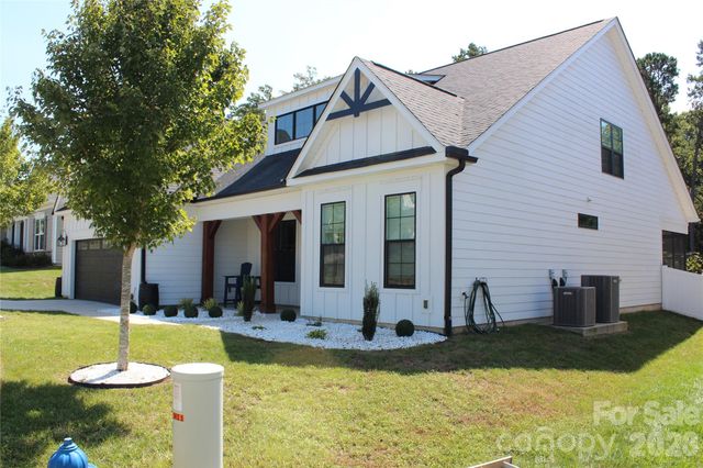 2423 Baxter Place SE, Concord, NC 28025