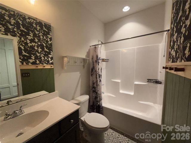 2423 Baxter Place SE, Concord, NC 28025