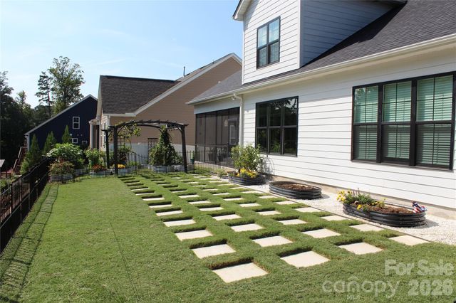 2423 Baxter Place SE, Concord, NC 28025