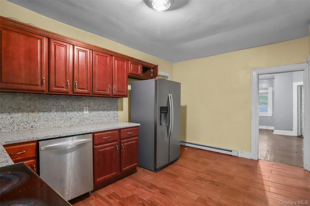 112 S 7th Avenue, Mount Vernon, NY 10550