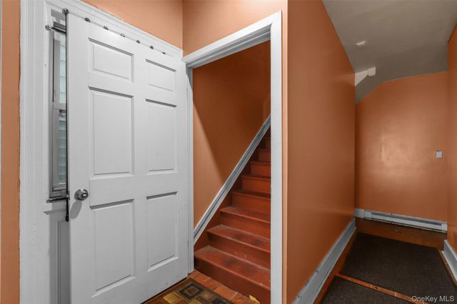 112 S 7th Avenue, Mount Vernon, NY 10550