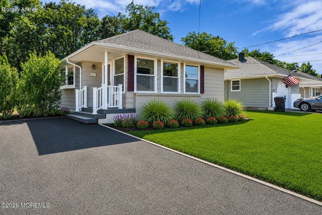 87 Mount Matterhorn Lane, Toms River, NJ 08753