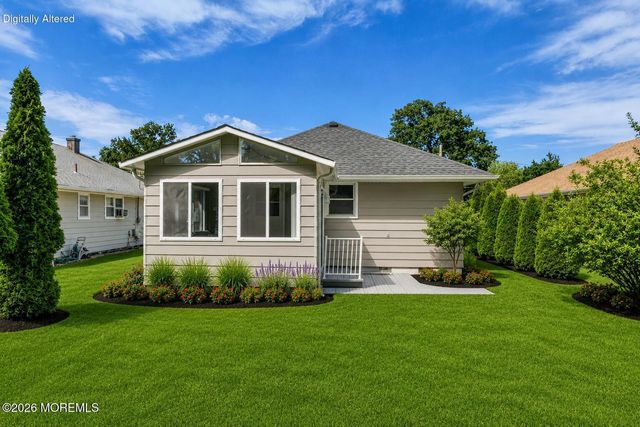 87 Mount Matterhorn Lane, Toms River, NJ 08753