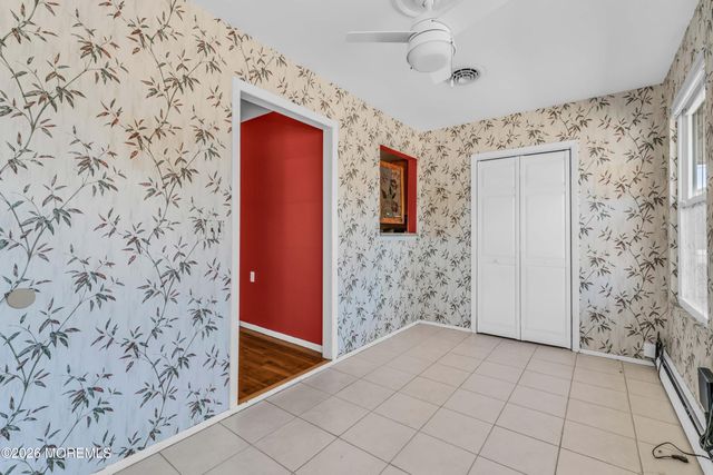 87 Mount Matterhorn Lane, Toms River, NJ 08753