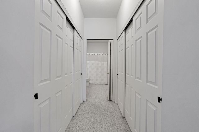 2500 Swan Drive, Grove City, OH 43123