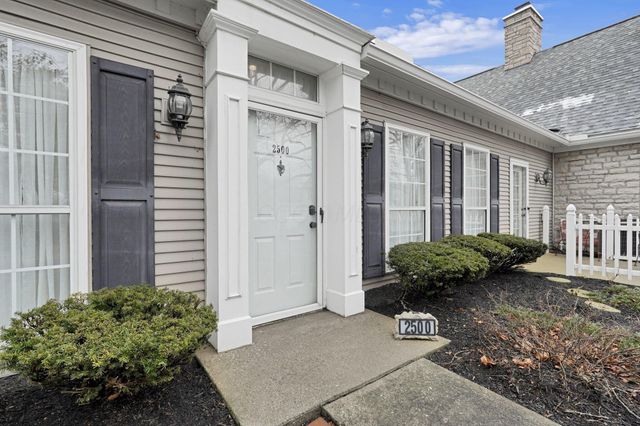 2500 Swan Drive, Grove City, OH 43123