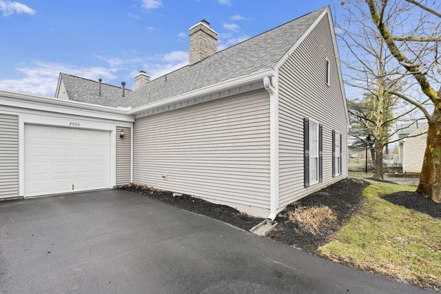 2500 Swan Drive, Grove City, OH 43123