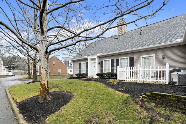 2500 Swan Drive, Grove City, OH 43123