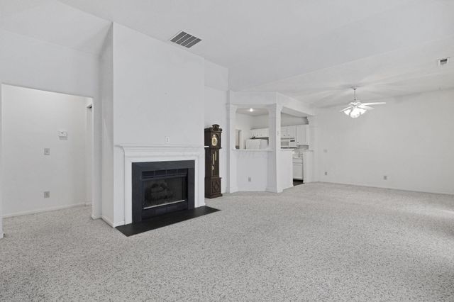 2500 Swan Drive, Grove City, OH 43123