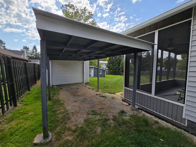 106 E Summit Street, Durand, MI 48429