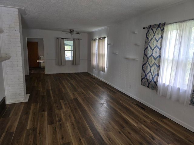 106 E Summit Street, Durand, MI 48429