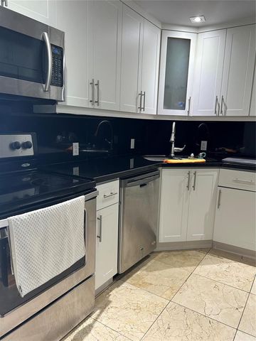 20301 W Country Club Drive 1222, Aventura, FL 33180