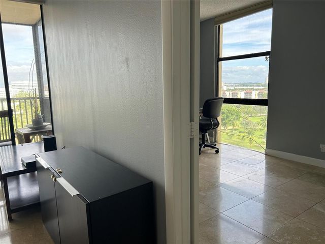 20301 W Country Club Drive 1222, Aventura, FL 33180