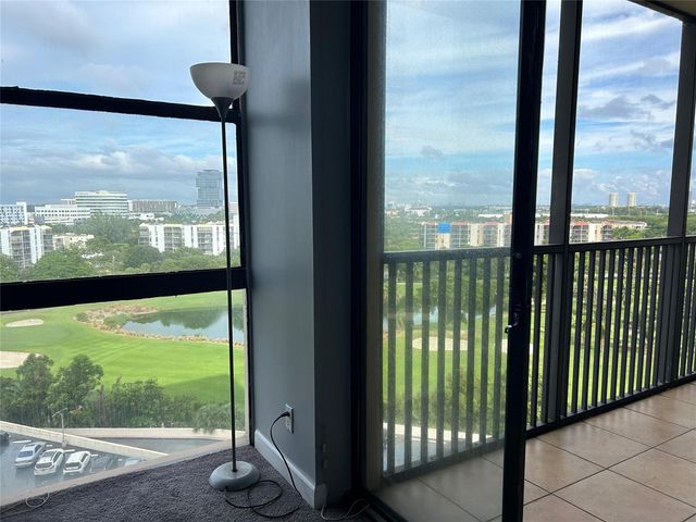 20301 W Country Club Drive 1222, Aventura, FL 33180