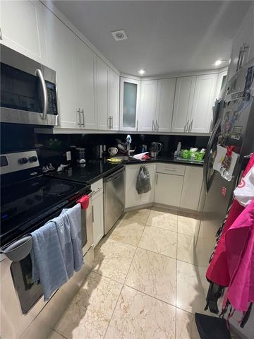 20301 W Country Club Drive 1222, Aventura, FL 33180