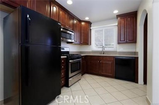 10634 Fes Street, Sun Valley, CA 91352