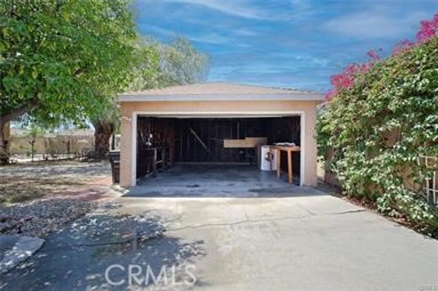10634 Fes Street, Sun Valley, CA 91352