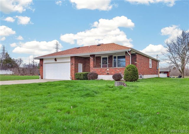6151 North Whitham Drive, Niagara, NY 14304