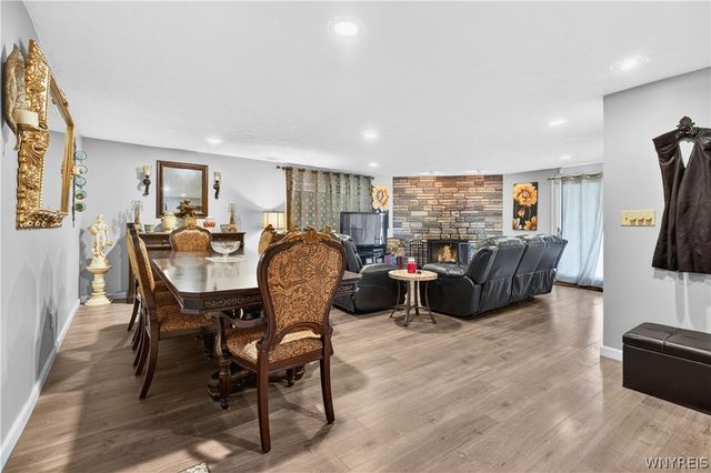 6151 North Whitham Drive, Niagara, NY 14304