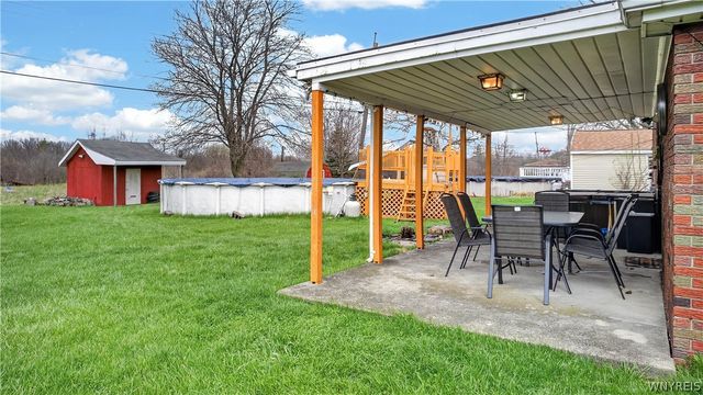 6151 North Whitham Drive, Niagara, NY 14304