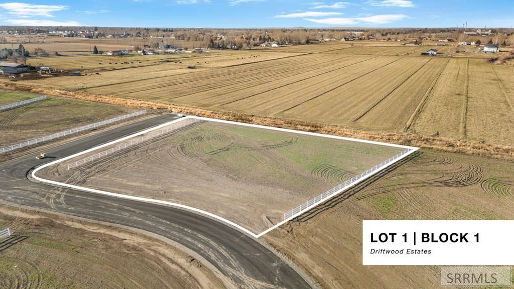 Image 2 of property listing at L1 B1 400 N, Rigby, ID 83442