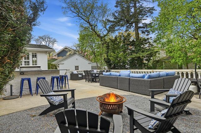10 Massachusetts Boulevard, Bellerose Village, NY 11001