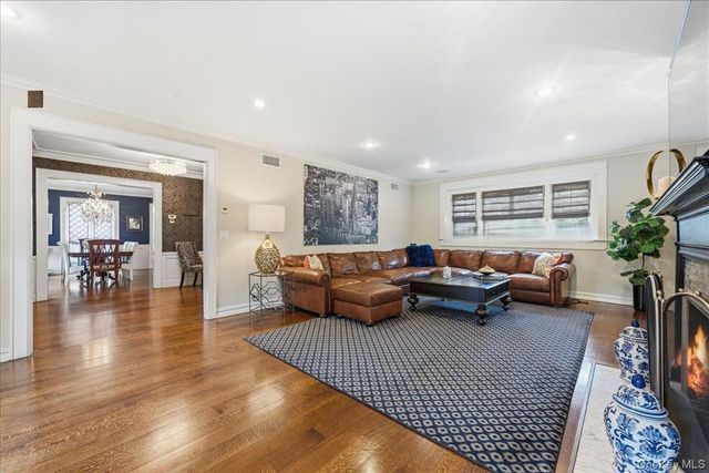 10 Massachusetts Boulevard, Bellerose Village, NY 11001