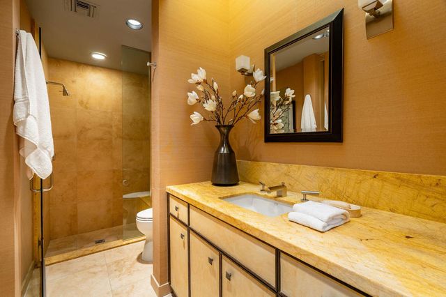 29 Grande View Court, Rancho Mirage, CA 92270