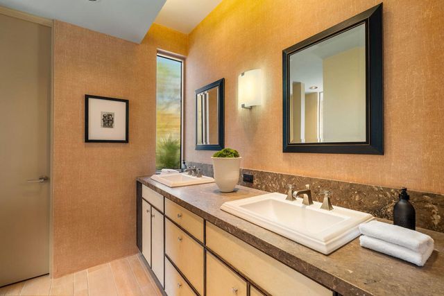 29 Grande View Court, Rancho Mirage, CA 92270