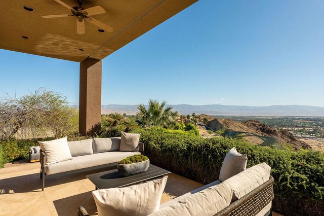 29 Grande View Court, Rancho Mirage, CA 92270