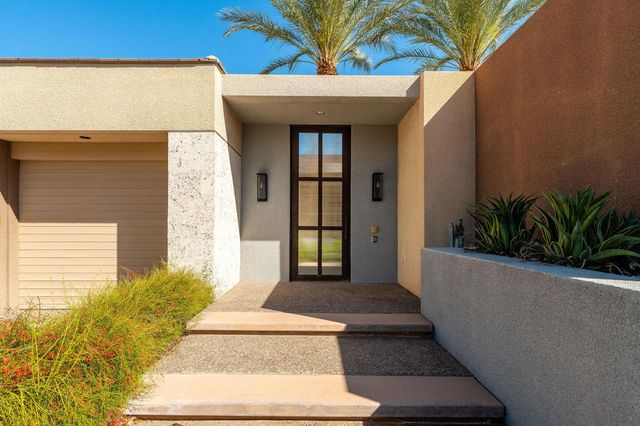 29 Grande View Court, Rancho Mirage, CA 92270