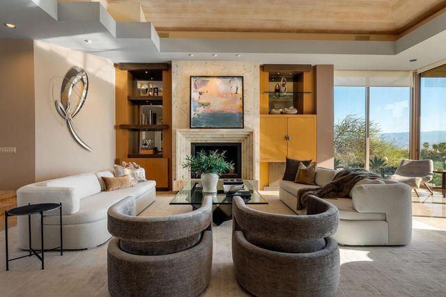 29 Grande View Court, Rancho Mirage, CA 92270