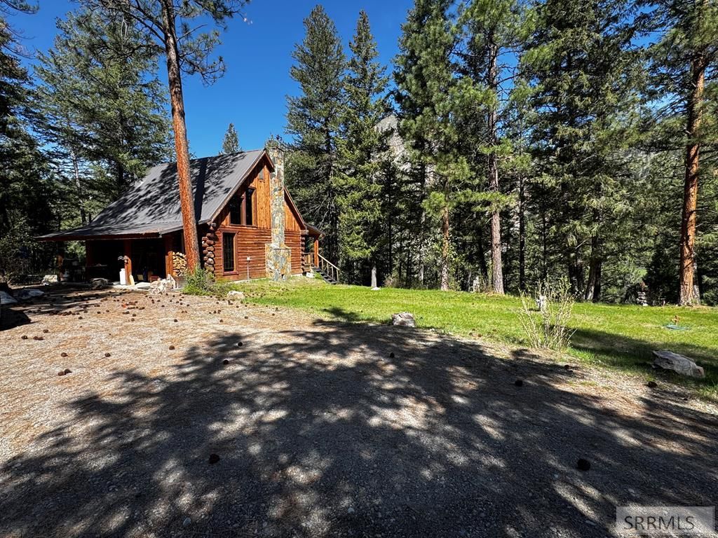 Image 1 of property listing at 21 Sheep Creek Road, North Fork, ID 83466
