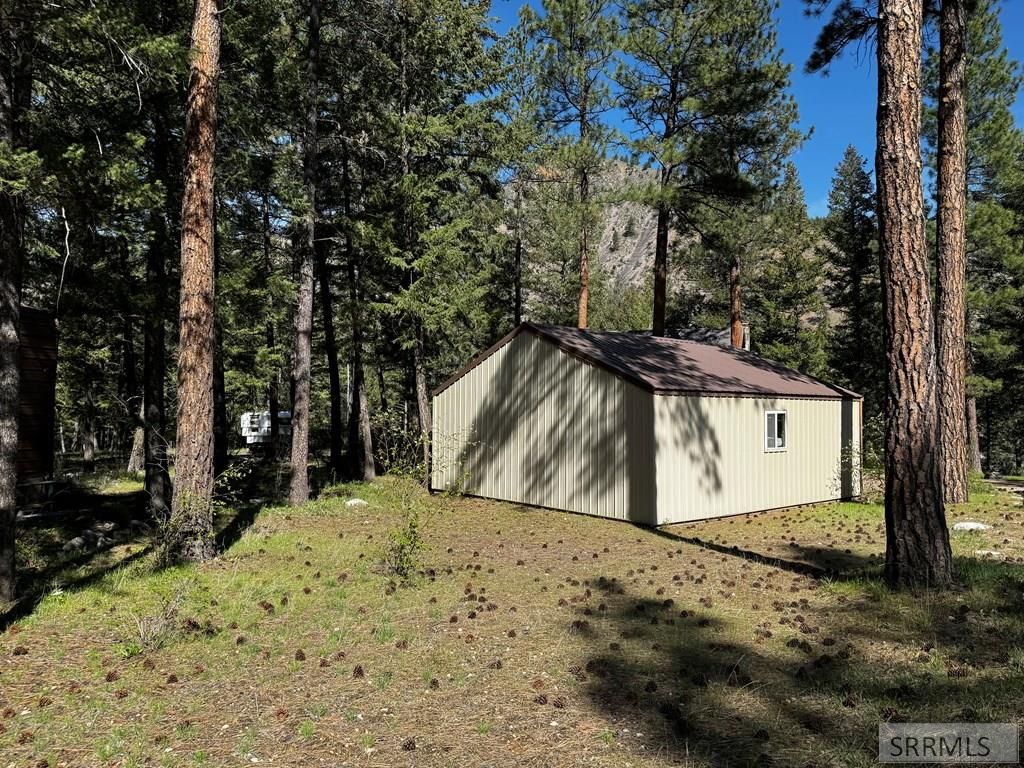 Image 20 of property listing at 21 Sheep Creek Road, North Fork, ID 83466