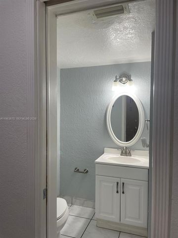 1401 NE 191st St D111, Miami, FL 33179