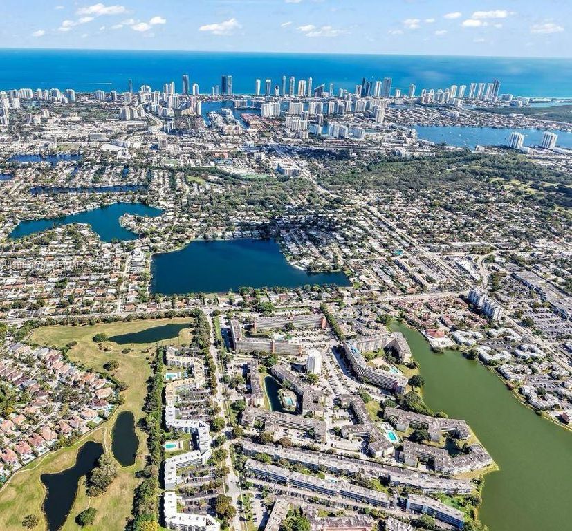 1401 NE 191st St D111, Miami, FL 33179