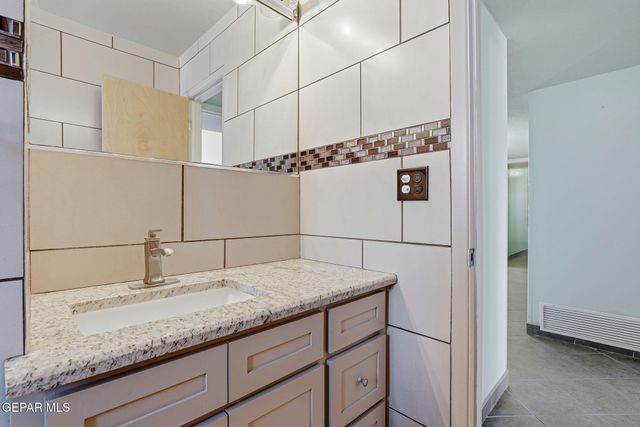 3306 Sirius Drive, El Paso, TX 79904